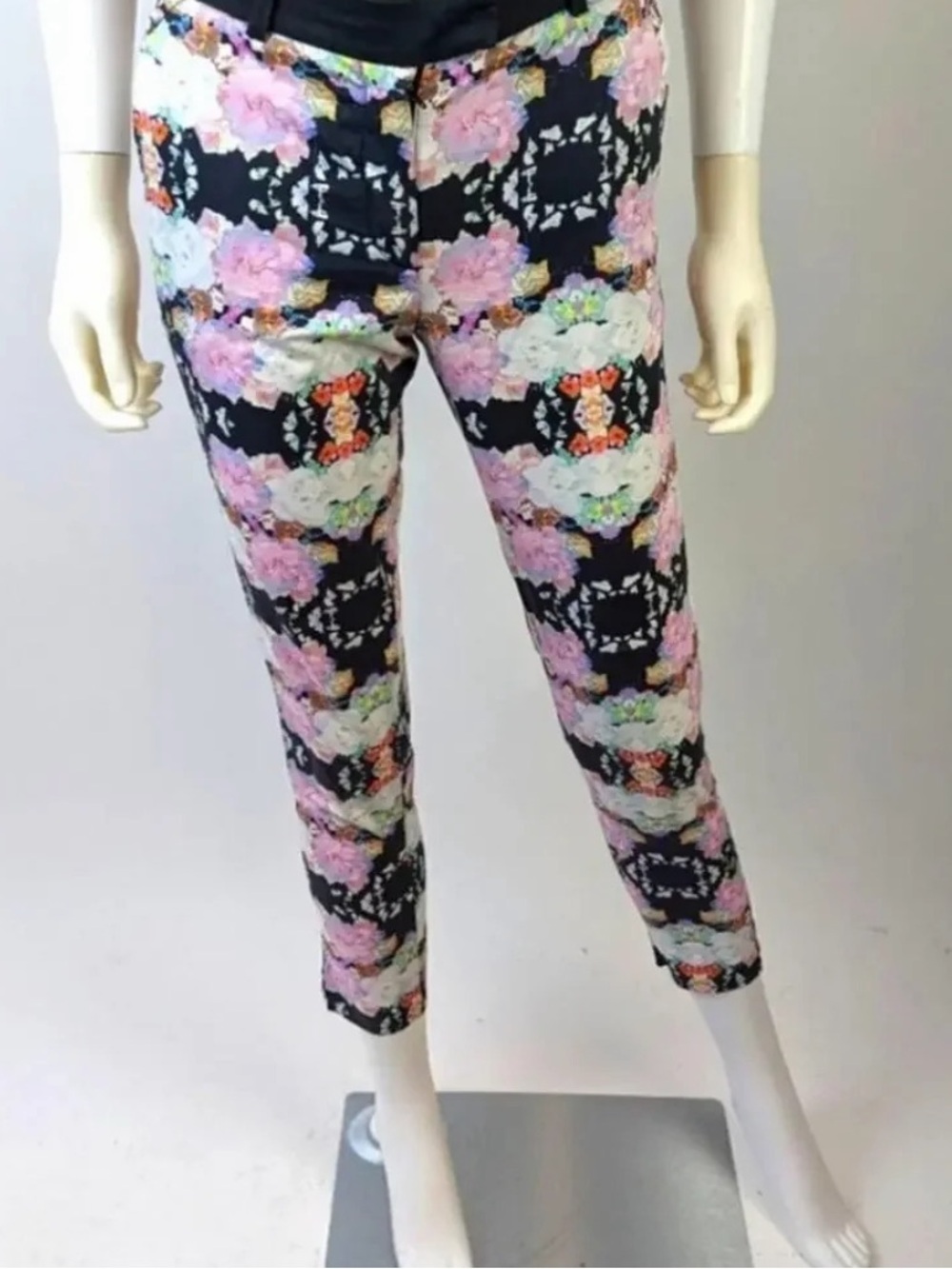 H & M Floral Print Black Ankle Pants
